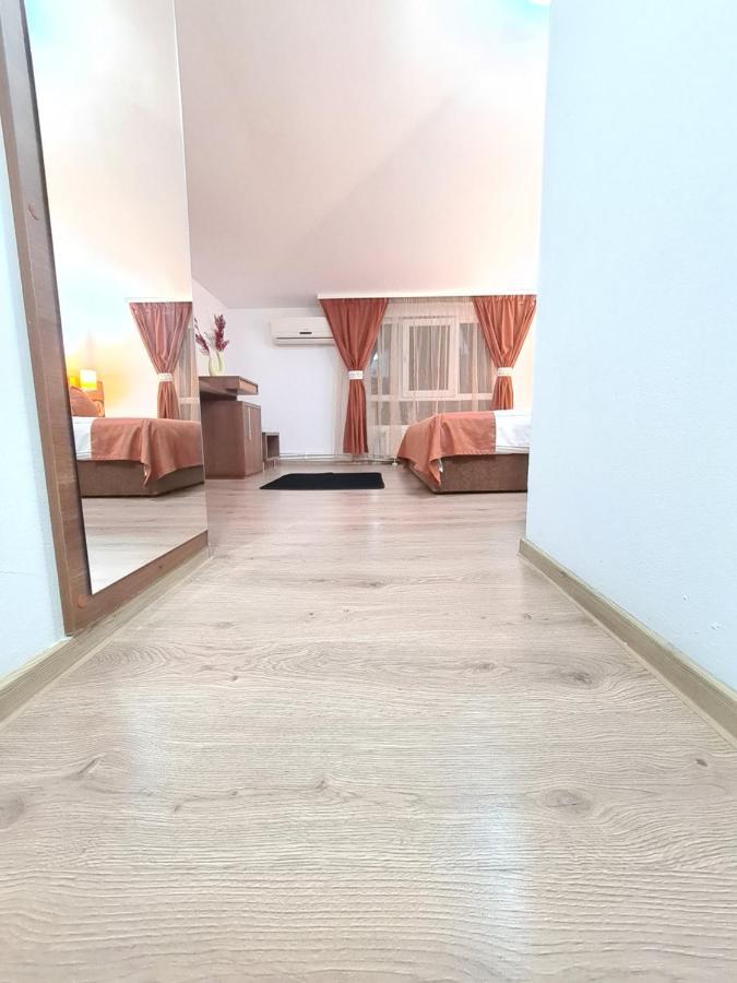 布加勒斯特Garsoniera Privata住宿加早餐旅馆 外观 照片